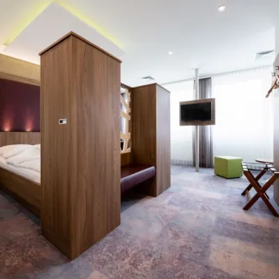 كرونينهوتل شتوتجارت Hotels near شمال شتوتغارت