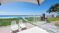 Viscount on the Beach Hotels in Surfers Paradise