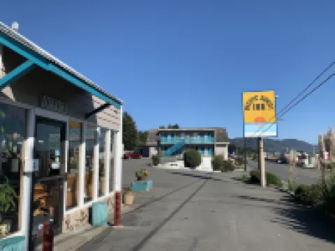 Pacific Sunset Inn