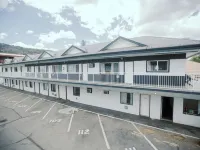 Sunny Beach Motel فنادق في بينتيكتون
