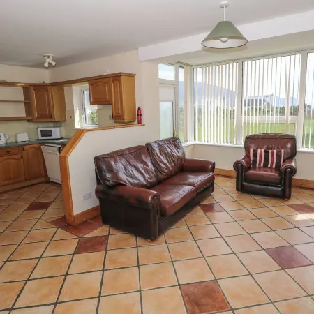 No 5 Beach Cottages