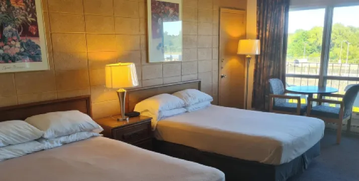 ジ イン アット ロック セブン