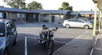 Annabelle Motel - parking