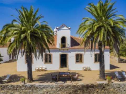 Herdade do Vau Hotels in Beja