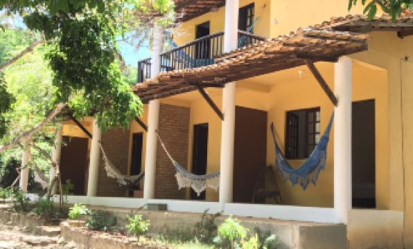 Pousada Araçás Village