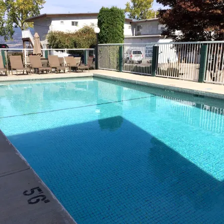 Golden Sands Resort Motel