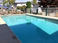 Golden Sands Resort Motel - Swimmingpools