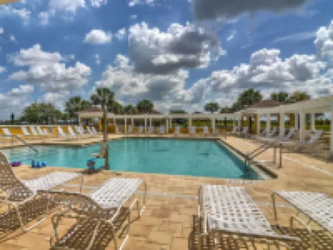 Lanai & Golf Cart: the Villages Vacation Rental! Hotels in The Villages