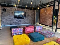 Stylish Private Room City Views & Prime Location