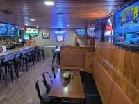 Smoky Falls Lodge - bar