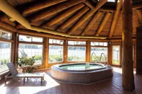 Inn on Long Lake فنادق في نانيامو إي