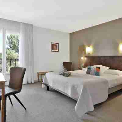 Logis Hôtel le Tropicana Rooms