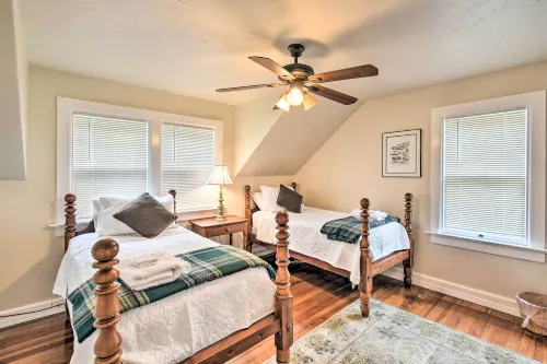 Cozy Unit w/ Patio: Walk to Dining, Lake Elkhart! - Lemmikkieläimet sallittu