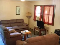 K&G Lodge Hotels in Oswego County