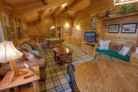 Smokey Joes 5 Bedroom Cabin by RedAwning - Kæledyr tilladt