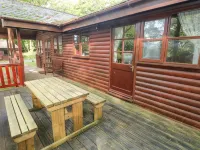 Acorn Lodge Hotels in Meidrim