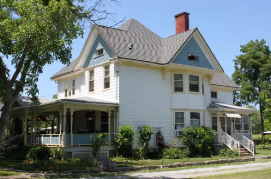 Green Oaks B&B