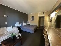 Sandpipers @ Millicent Hotels in Millicent