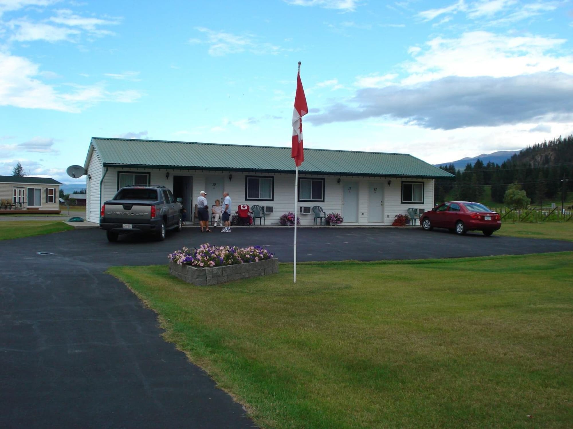 Mountain Springs Motel & RV Park Hotels in Barriere