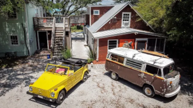 Riverside Inn and Cottages Hotels in 