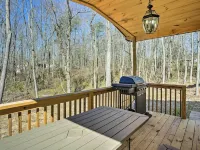 Lakefront Trenton Cabin ~ 10 Mi to Drive-in! Hotels in Dade County