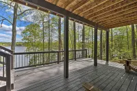 Waterfront Cottage w/ Boat Dock & 3 Decks! - Wifi