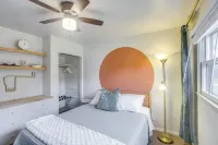 Updated Plymouth Home ~ 5 Mi to Road America! - homestay