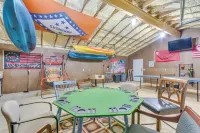 Higden Studio w/ Shared Patio, Yard Games, Grills! - 2-Star