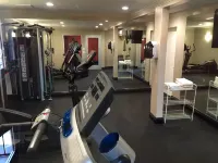 Pasadena Rose & Crown Hotel - Gym