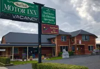Sheffield Motor Inn - parking