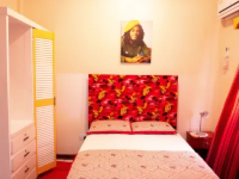 Tropical Breeze Vacation Home and Apartments Hotels near Saint Lucia National Trust