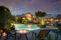 Inn on Lake Granbury - Pools