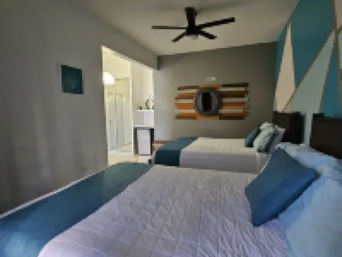 Aqua Marina Beach Club Hoteles en Rincón