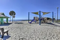Keaton Beach Escape w/ Hot Tub: 2 Mi to Shore - WiFi