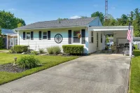 Waterfront Lakeview Cottage w/ Dock & Lift! - 3 stjerner
