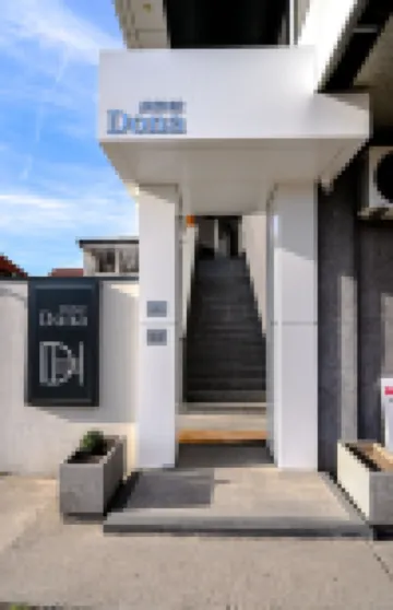 Dona, Altina Hotels near Zemun