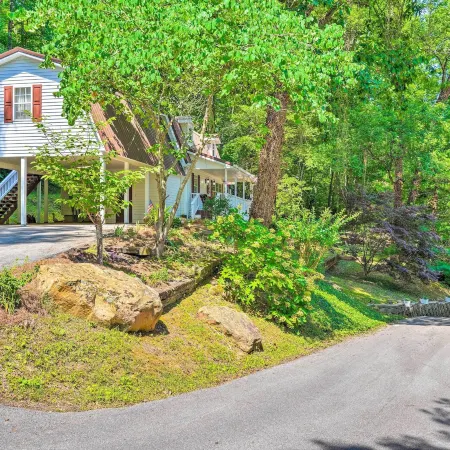 Secluded Chattanooga Getaway w/ Deck + Yard!