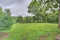 Hike, Sip and Unwind! Mill Spring Cabin Near Winery - 3-Star