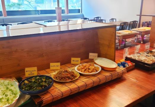 5. 호텔 크라운 힐..