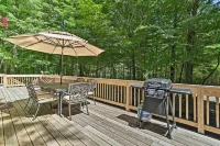 Cozy Bear Den Cabin | Game Room and Golf Cart - spa