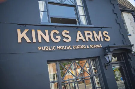 Kings Arms Hotel Отели в г. Квендон энд Риклинг