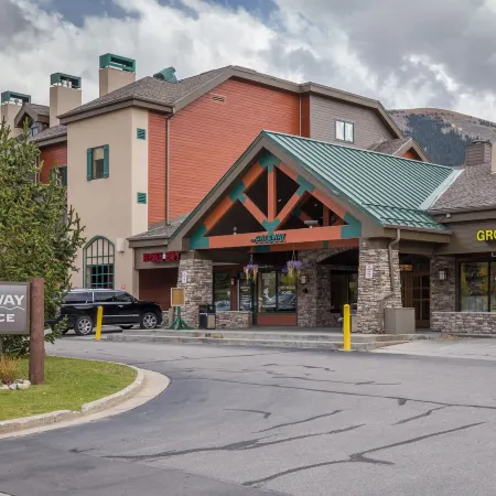 Snake River Village by Summit County Mountain Retreats