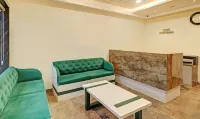 Treebo Delmont Hotel a Sahibzada Ajit Singh Nagar