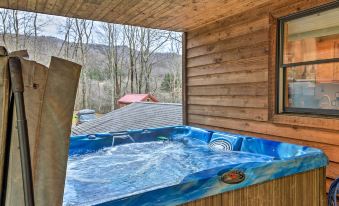 Rustic Cabin in the Woods 6 Mi to Snowshoe Resort