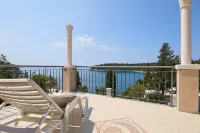 Bay View House