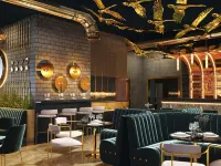 The House Hotel Al Khiran - Завтрак