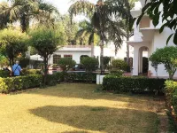 Udai Vilas Palace Hotel di 