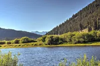 Sasquatch Inn Retreat Near Fishing and Hunting! - parking