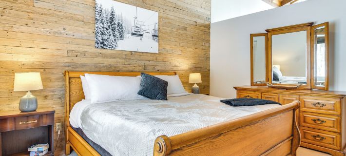 Ski, Game & Grill: Family Retreat in Glen Hotels in Bartlett