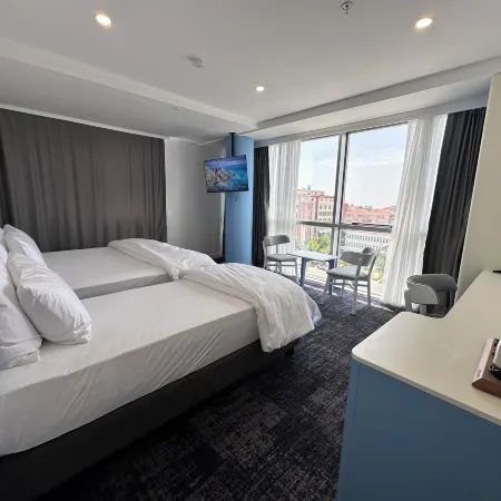 No25 Hotels
